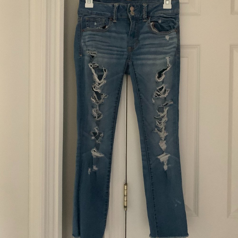 American Eagle Artist Crop Size: 2 Regular